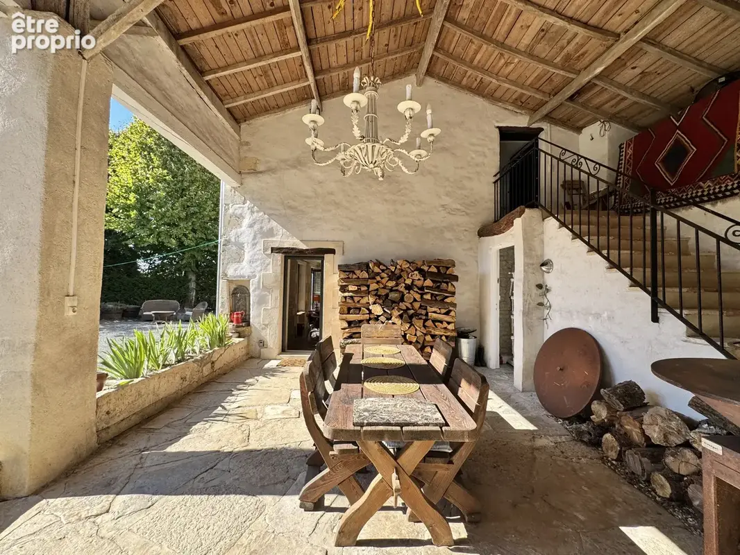 Propriété de caractère - 2 maisons, piscine et parc arboré - photo 8