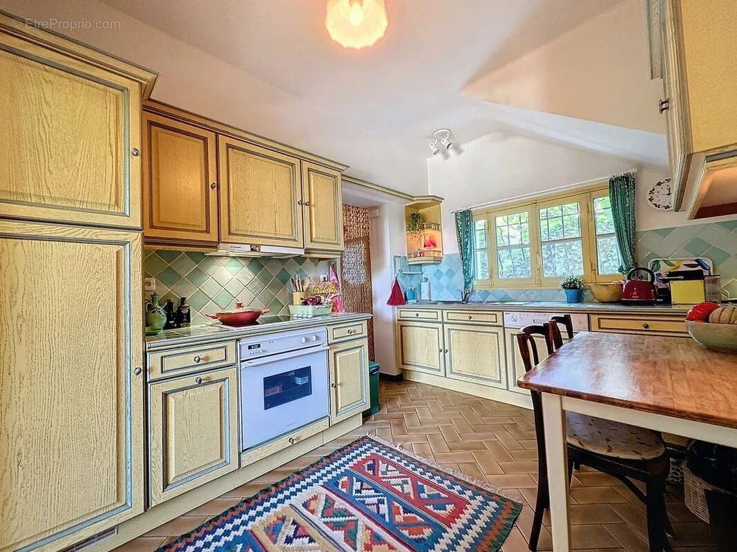 Maison à VILLECROZE