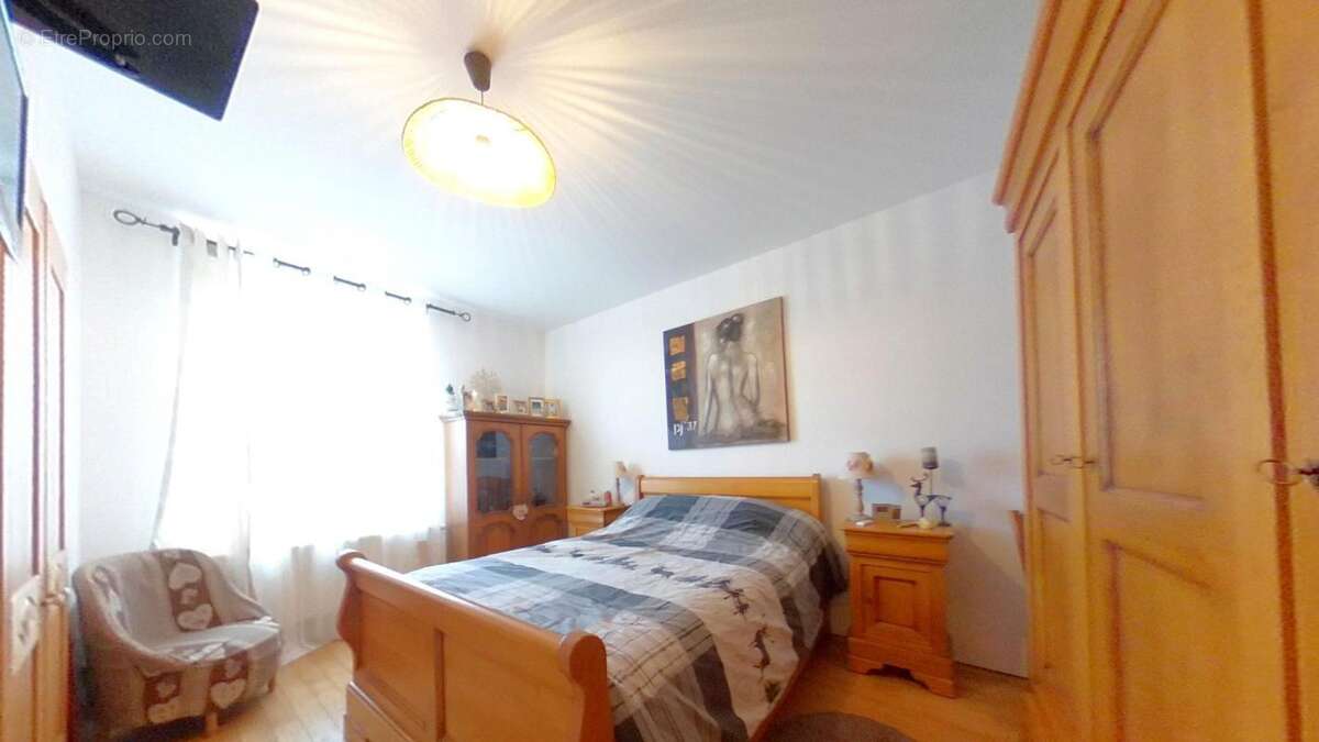 Maison à GOUZEAUCOURT