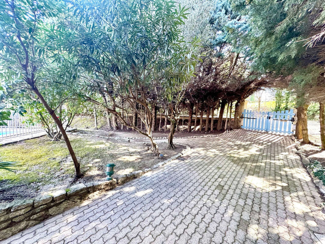 Proche vaison - charmante maison avec piscine - photo 3