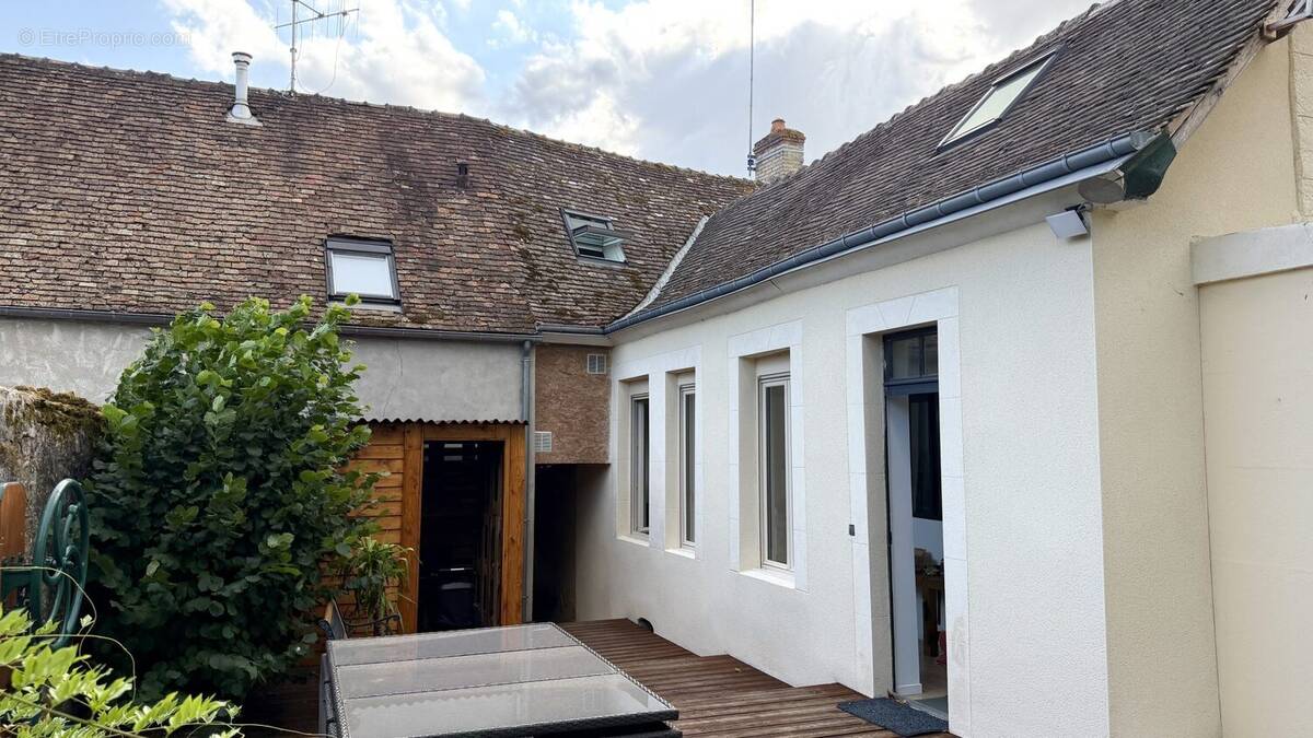 Arrière maison - Maison à BONNETABLE