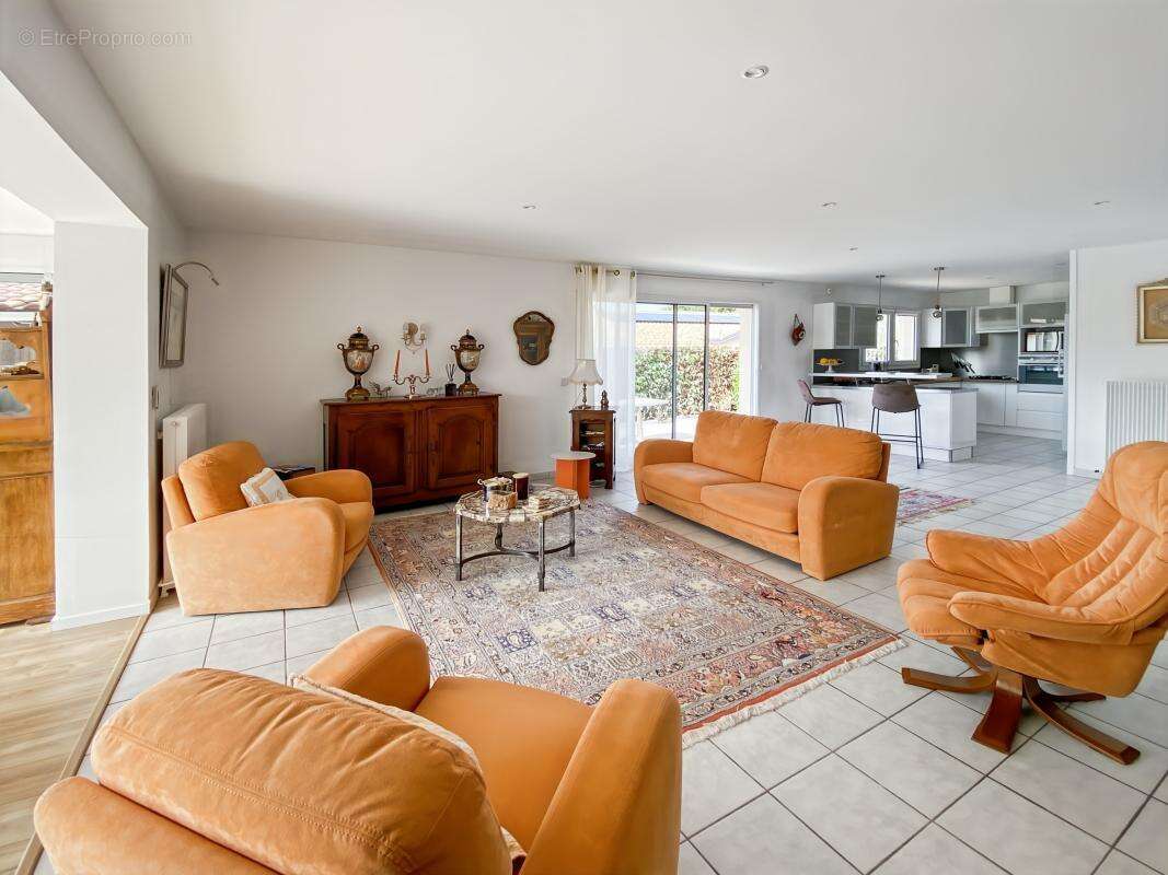 Maison à SAINT-LOUBES