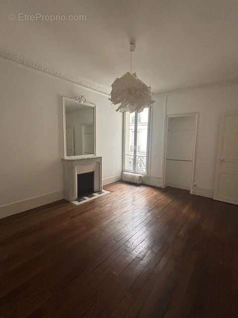 Appartement à PARIS-12E