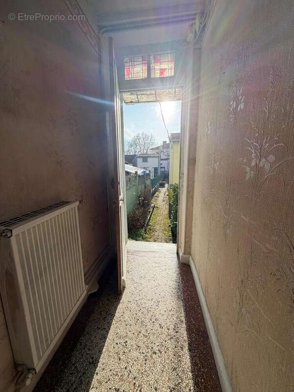 Photo 8 - Maison à BELLEVILLE-SUR-MEUSE