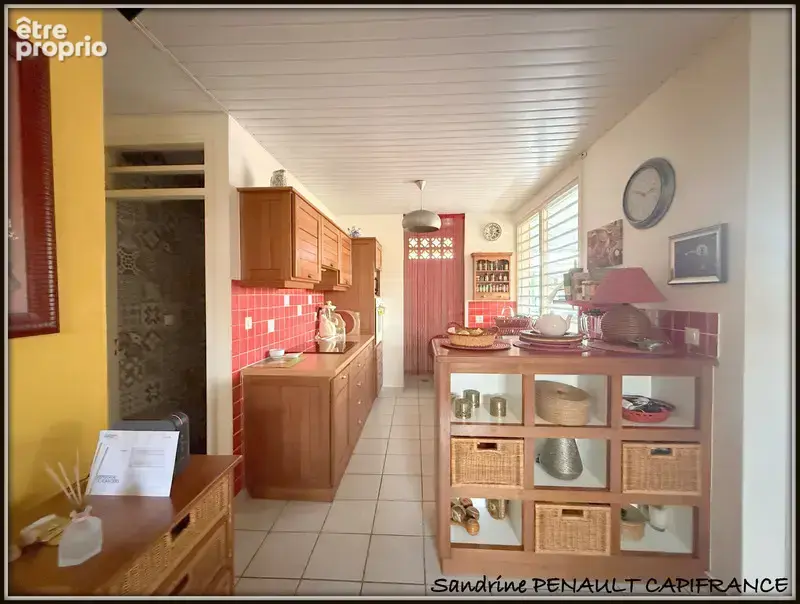 A vendre a kourou (guyane francaise) une magnifique maison individuelle t5 de 91 m² - terrain de 425 m² - au prix de 307 000 € - photo 3
