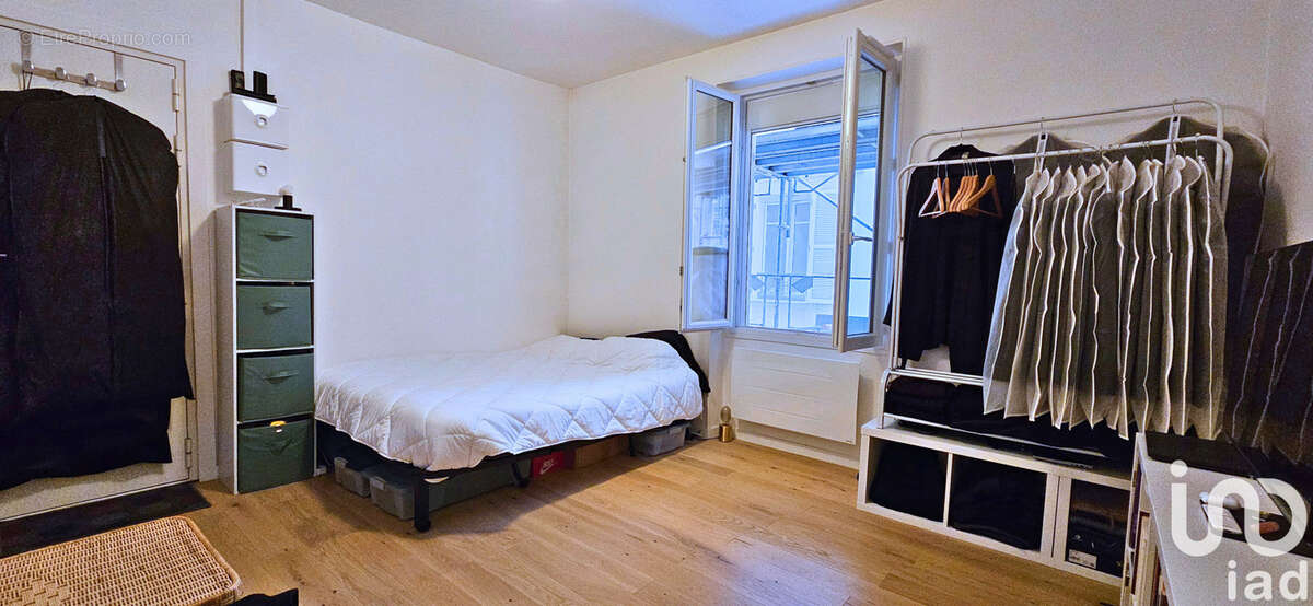Photo 2 - Appartement à PARIS-18E