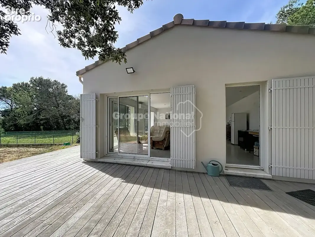 Maison à UCHAUX