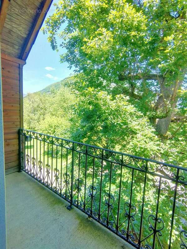 Apt t3 45m2 meuble avec balcon et parking - centre-ville luchon - photo 10