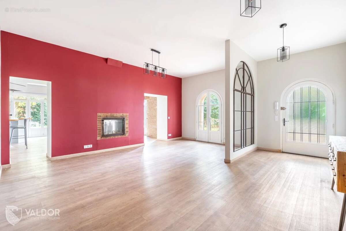 Maison à CORCELLES-EN-BEAUJOLAIS