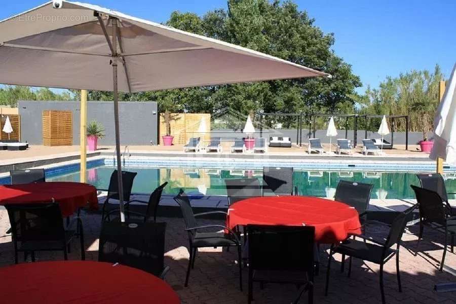 Commerce à TOURRETTES