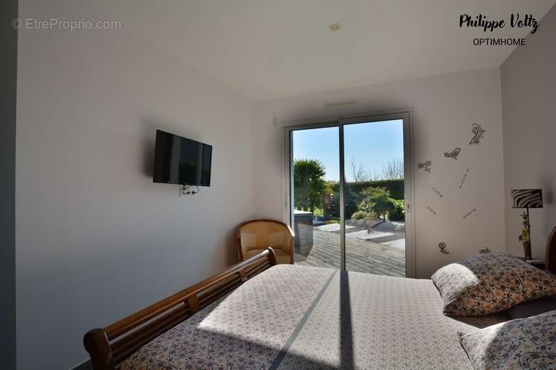 Maison à LE VIVIER-SUR-MER