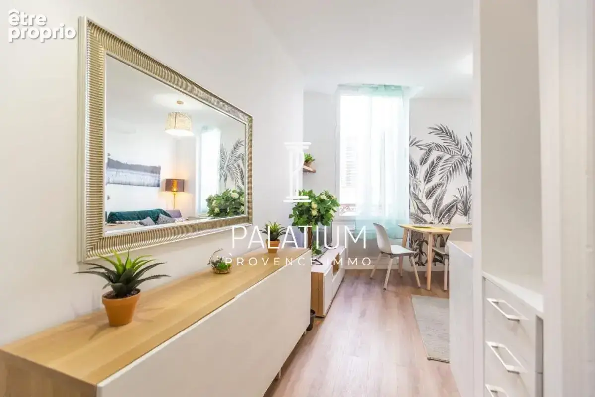 Appartement T3 rénové de 45 m² – Marseille 1er - photo 4
