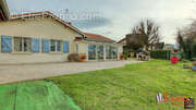 terrain de 860m² - Maison à CUZIEU