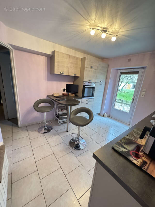 Maison à MONTACHER-VILLEGARDIN