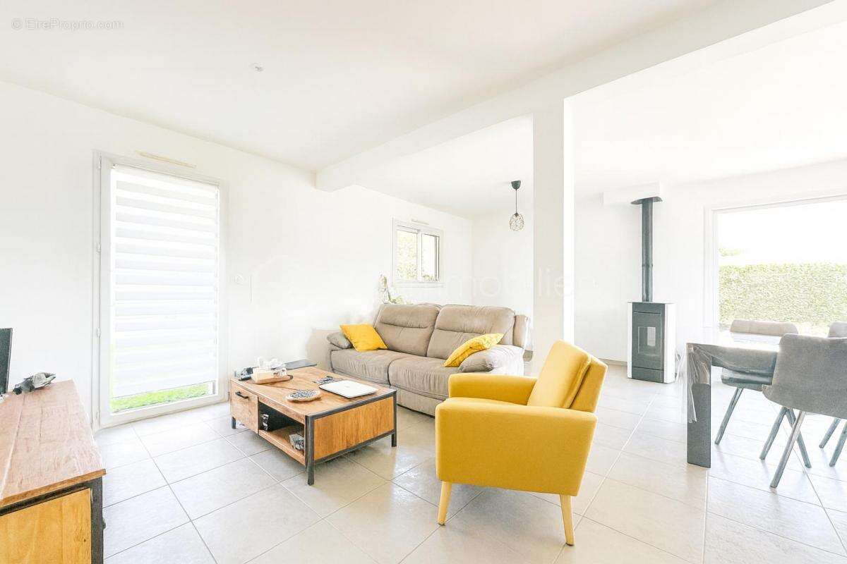 Maison à PLEUMELEUC