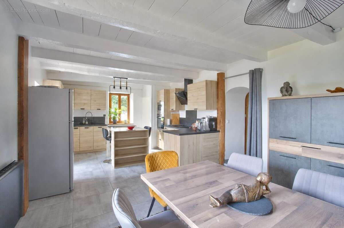 Maison 150 m² à Notre-Dame-Des-Millieres  - photo 6
