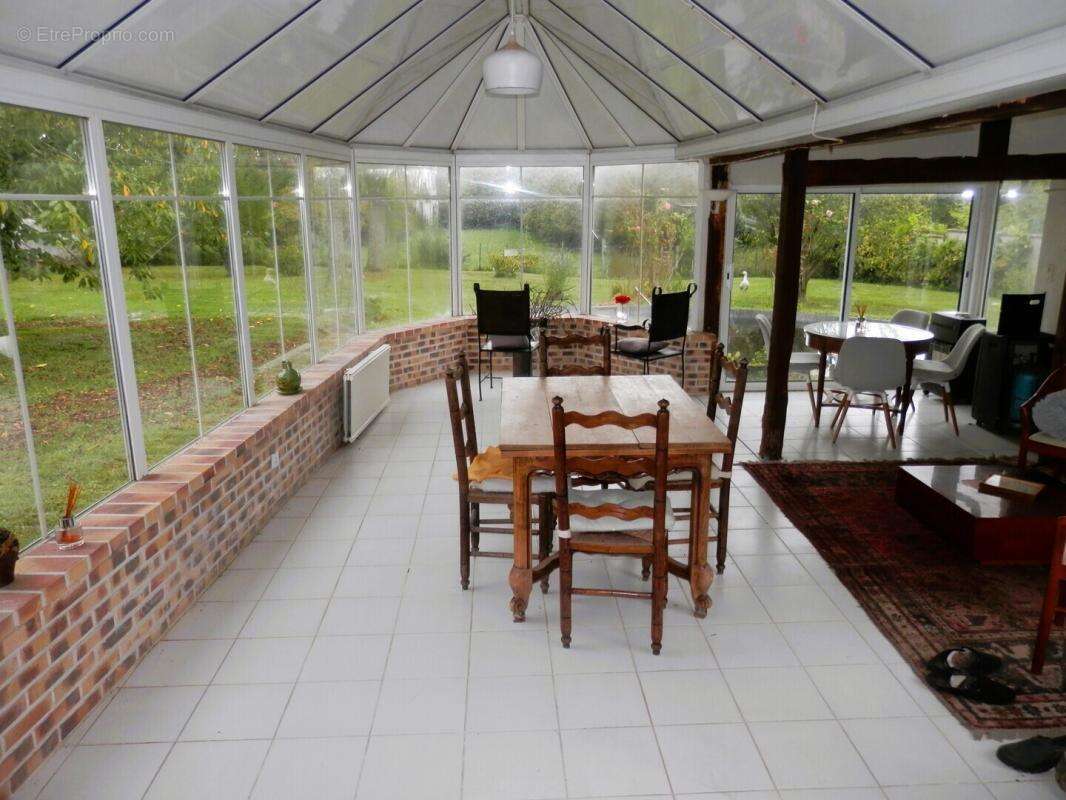 Maison à GRANDVILLIERS