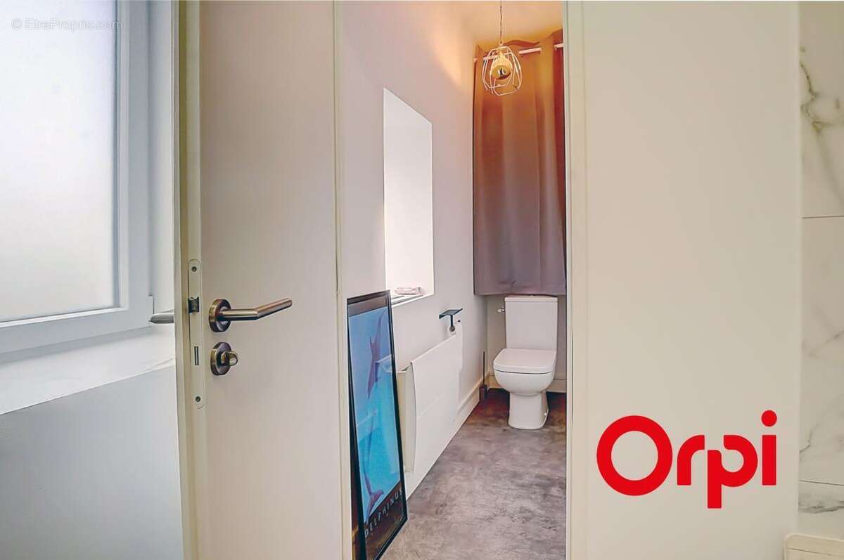Appartement à NEUVILLE-SUR-SAONE