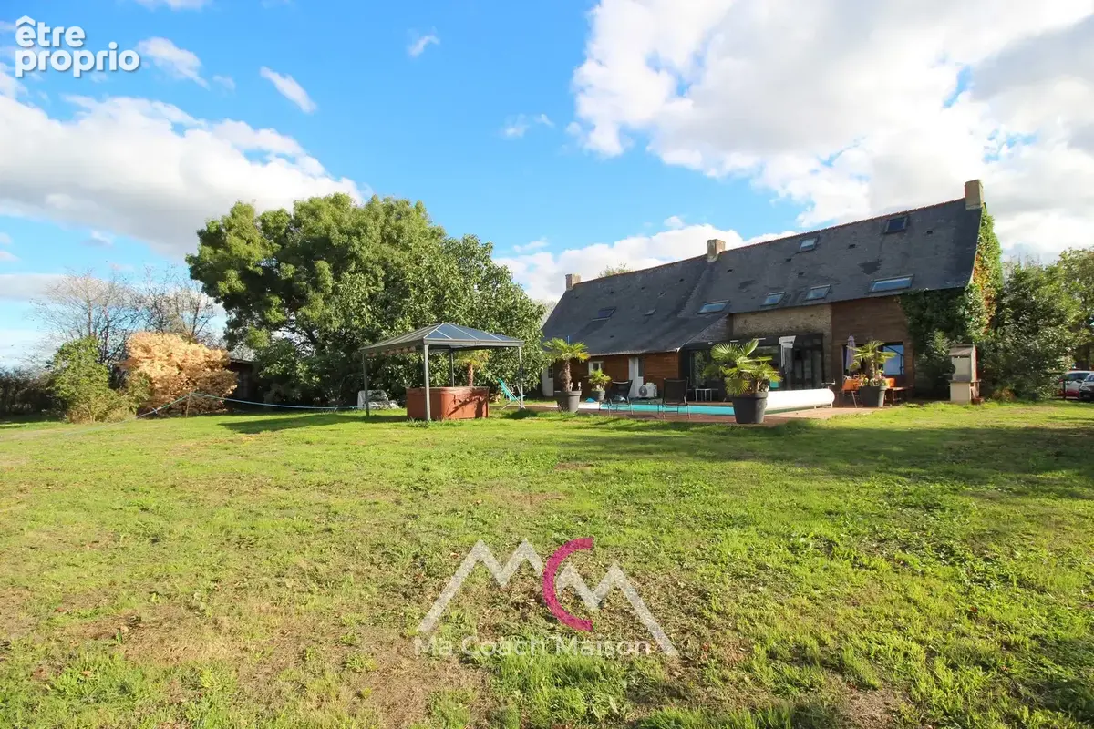 CAMPBON côté Savenay, Maison de charme rénovée d'environ 185 m2 avec piscine - photo 25