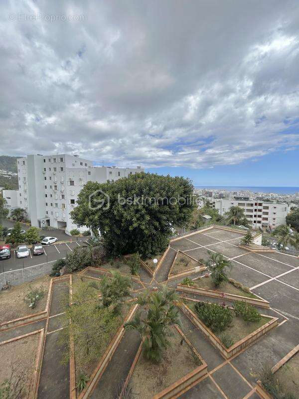 Appartement à SAINT-DENIS