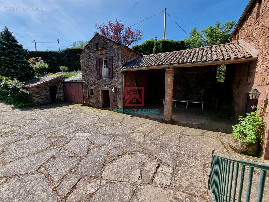 Maison à SAINT-AFFRIQUE