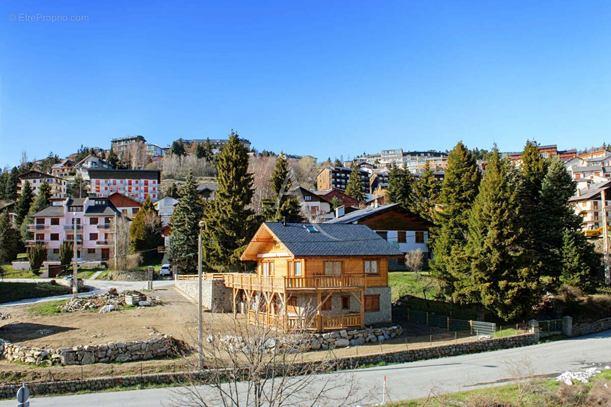 Appartement à FONT-ROMEU-ODEILLO-VIA