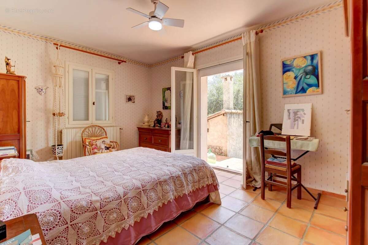 Maison à SAINT-MARTIN-DU-VAR