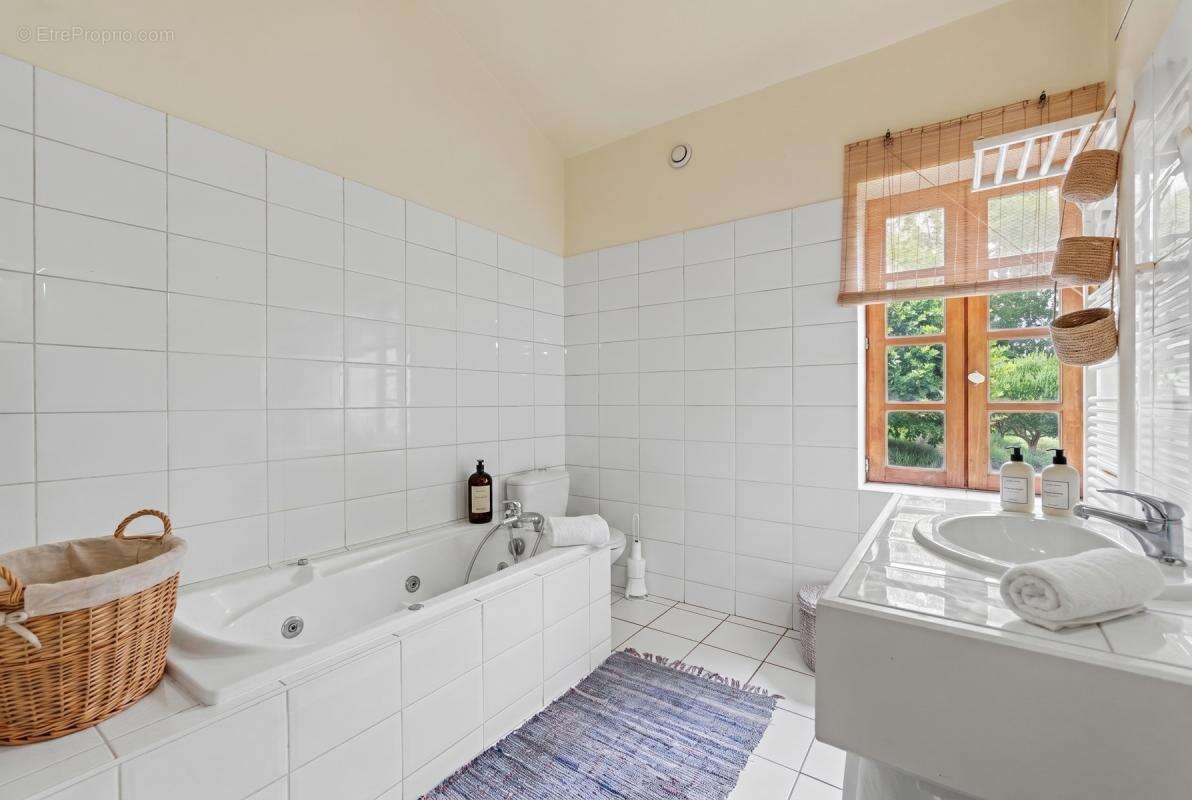 Maison 88 m² à Vaissac  - photo 9