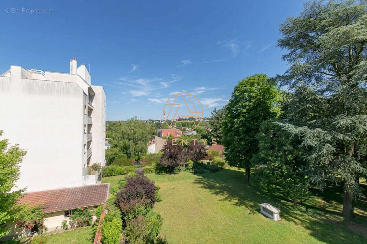 Appartement à SAINT-MAUR-DES-FOSSES