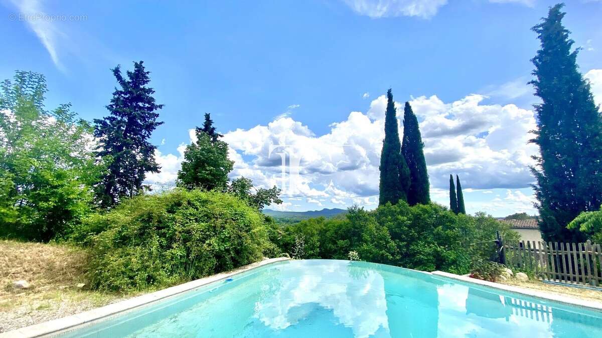 Maison à SAINT-AMBROIX