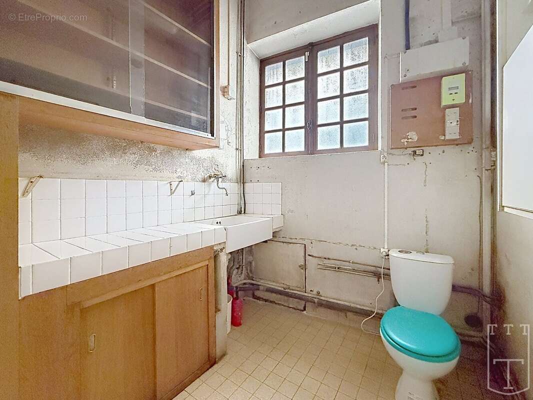 Retour à la vente (murs et fond ) ou location - photo 15