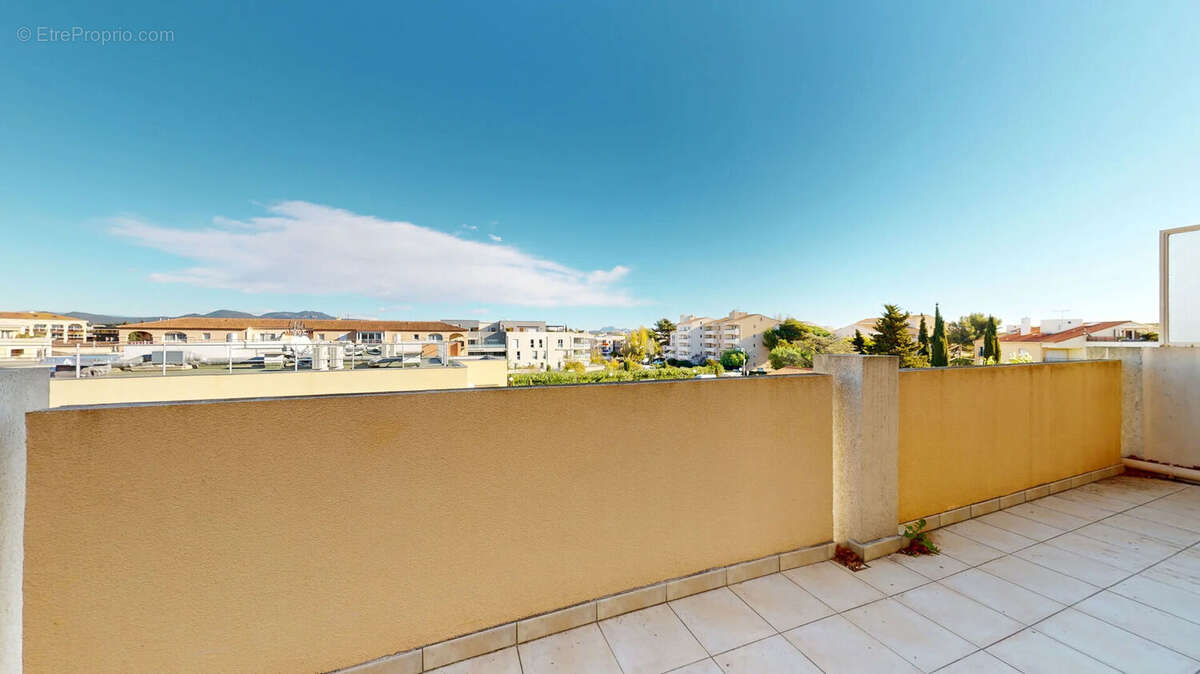 Appartement à FREJUS