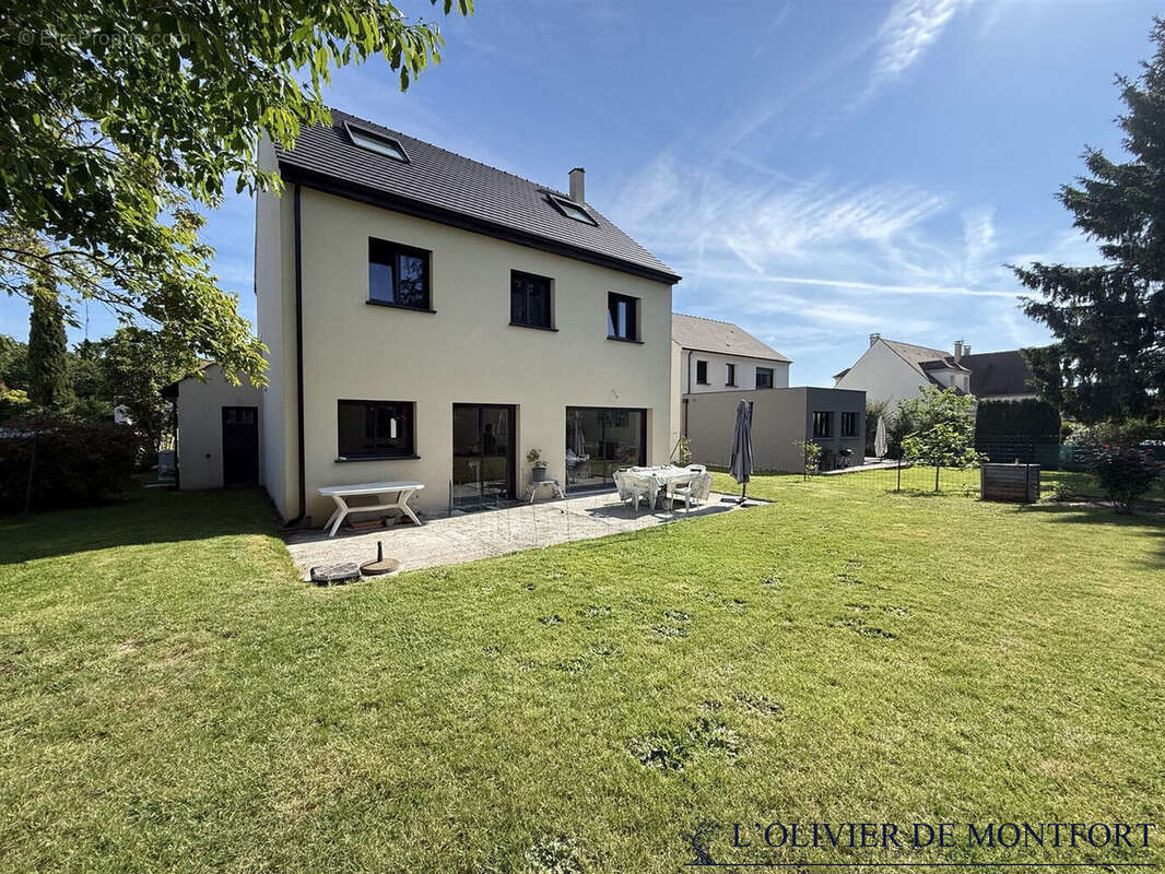 Maison à MONTFORT-L'AMAURY