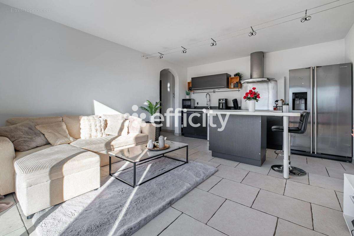 Appartement à FREJUS