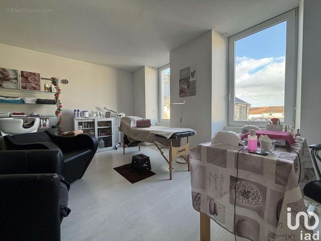 Photo 6 - Commerce à SAINT-JEAN-DE-LIVERSAY