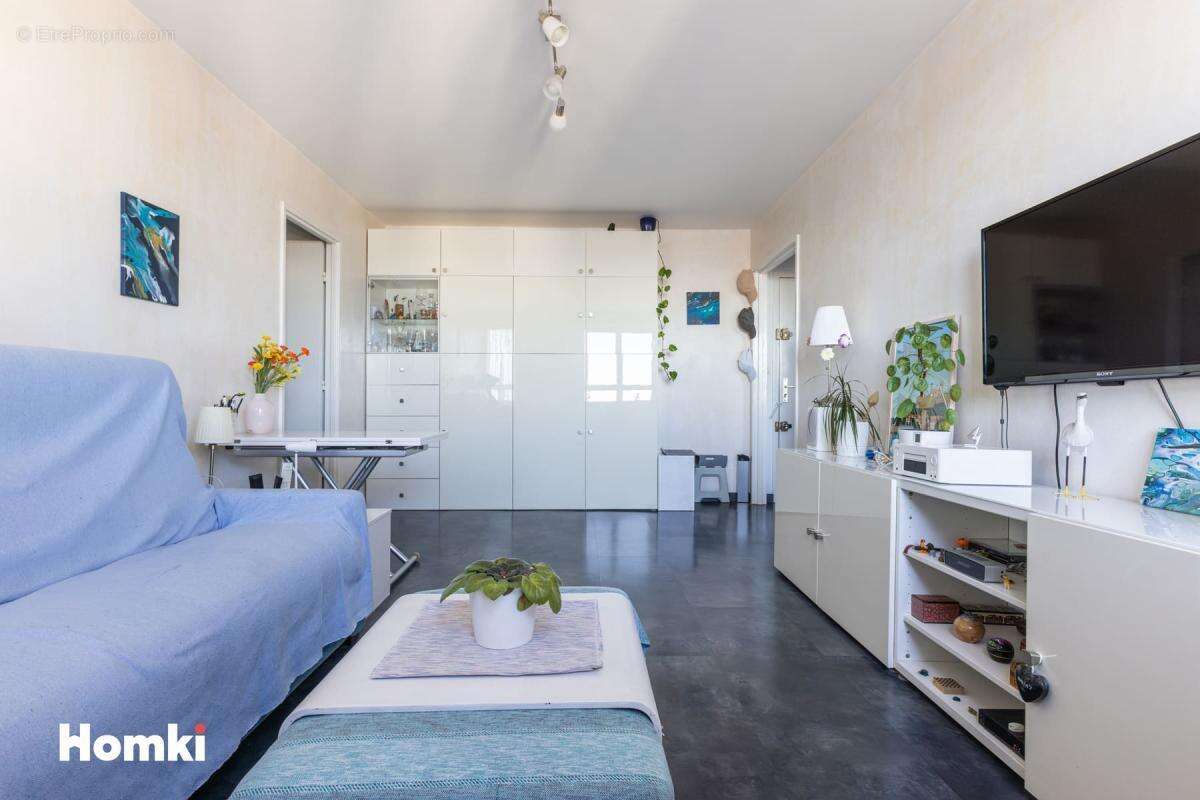 Appartement à PARIS-19E