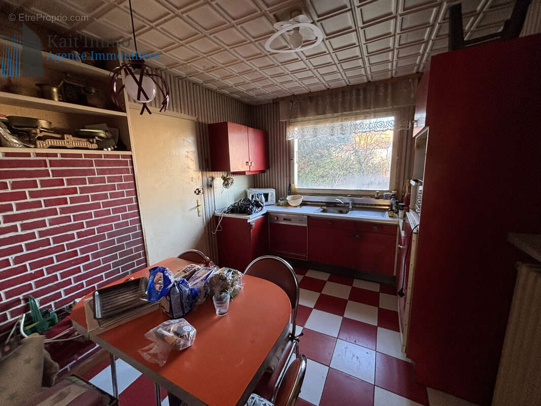 Maison à BOUST