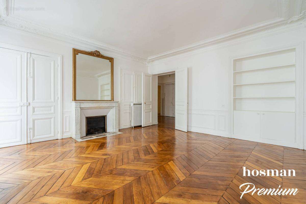 Appartement à PARIS-10E