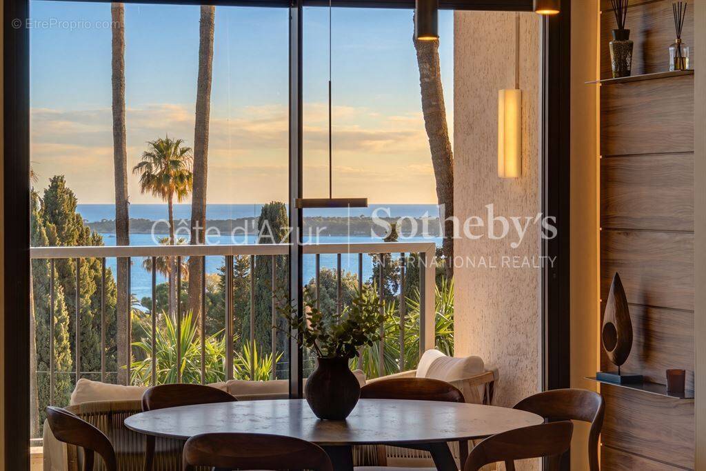 Appartement à CANNES