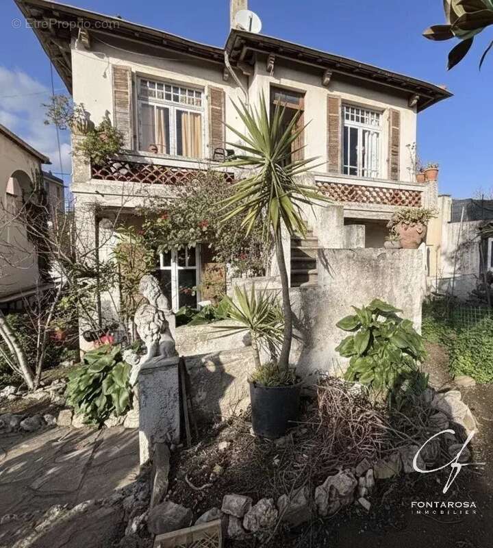 Maison à SAINT-RAPHAEL