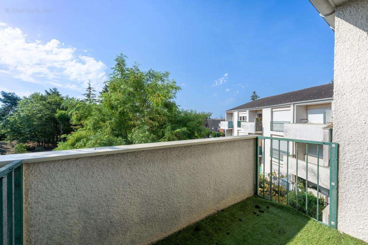 Appartement à SAINT-OUEN-L'AUMONE