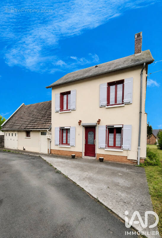 Photo 1 - Maison à BRETEUIL