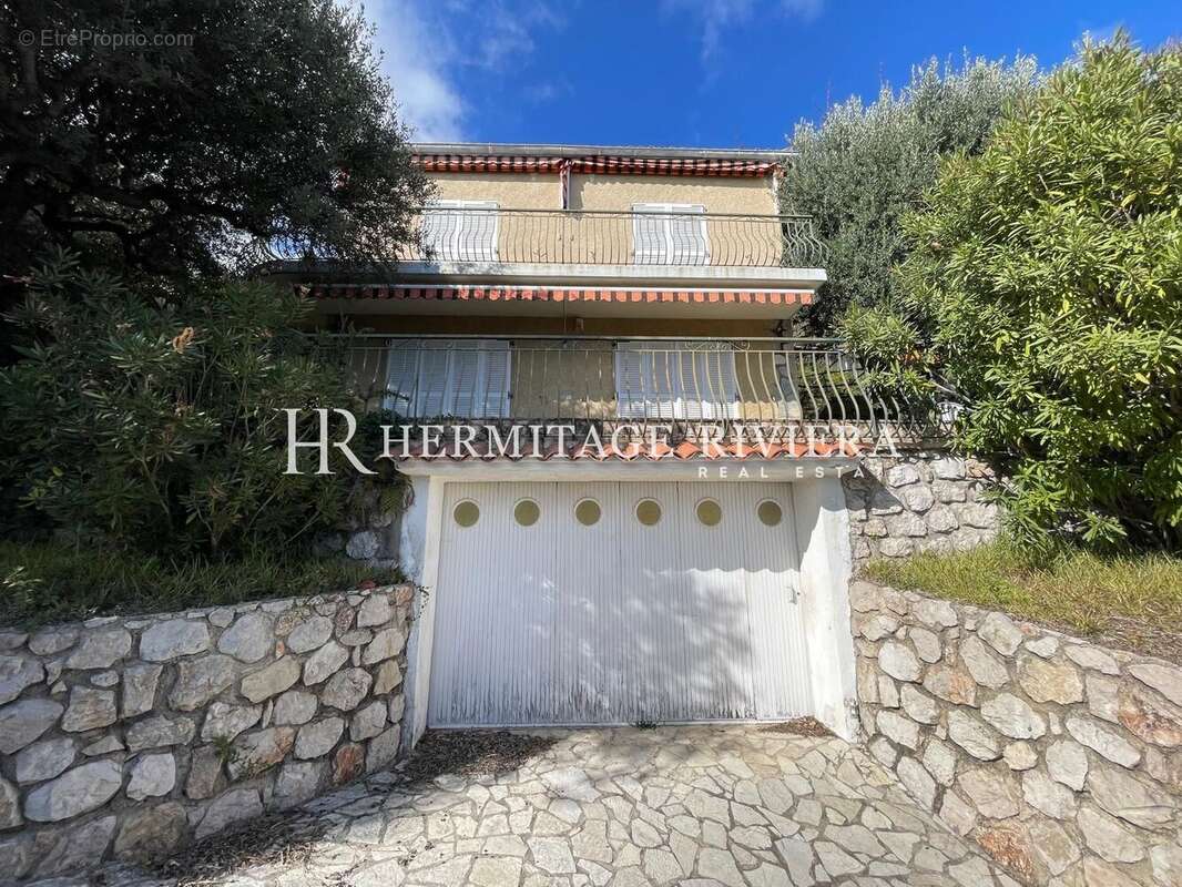 Maison à ROQUEBRUNE-CAP-MARTIN