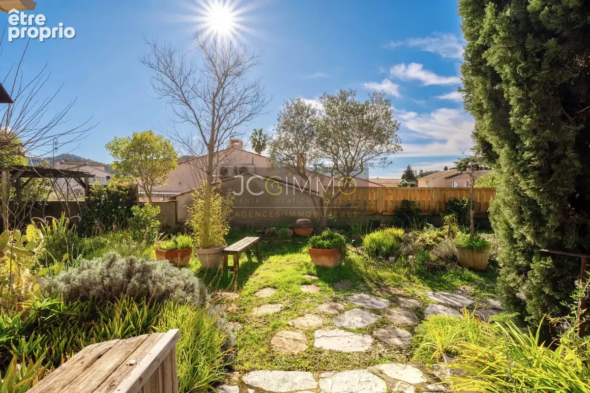Grande maison familiale ou investissement - t6 - 4 / 5 chambres - 2 sejours - 3 sde- 3 wc - grand garage - photo 14