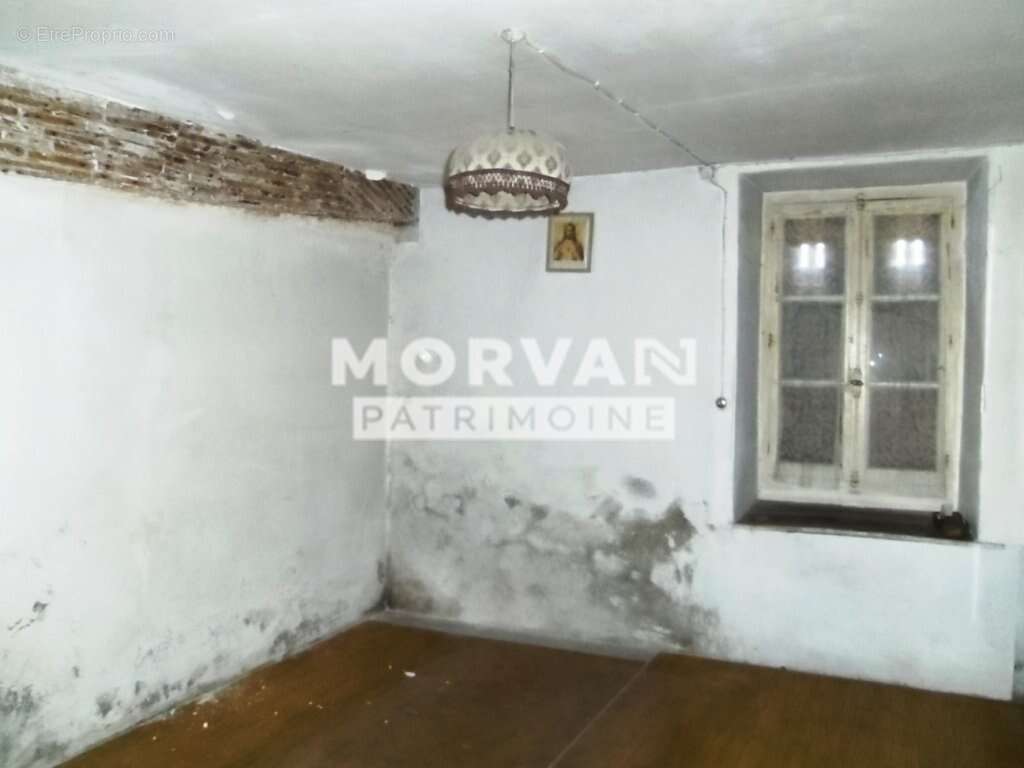 Maison à SAINT-SAULGE