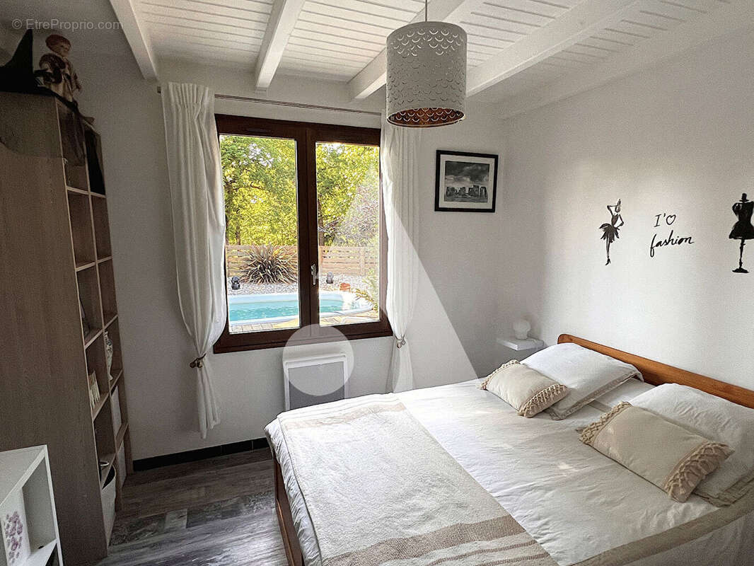 Maison à LAGORCE