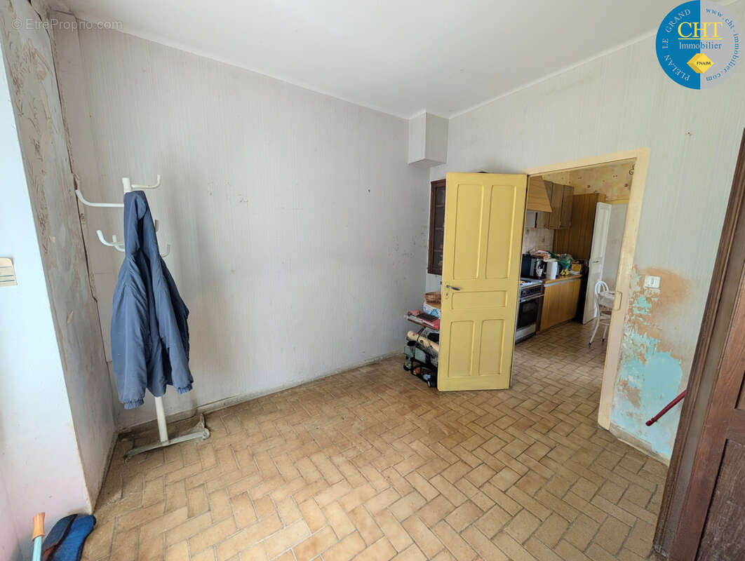Maison de plain-pied sur grand terrain constructible   saint-malo-de-beignon (56380) avec cht immobilier - photo 9