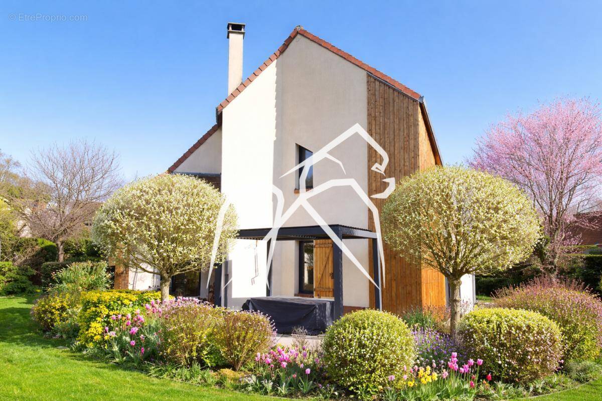 Maison à NOTRE-DAME-DE-BONDEVILLE