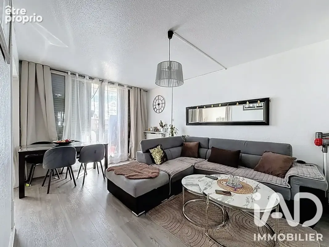 Photo 1 - Appartement à VITRY-SUR-SEINE