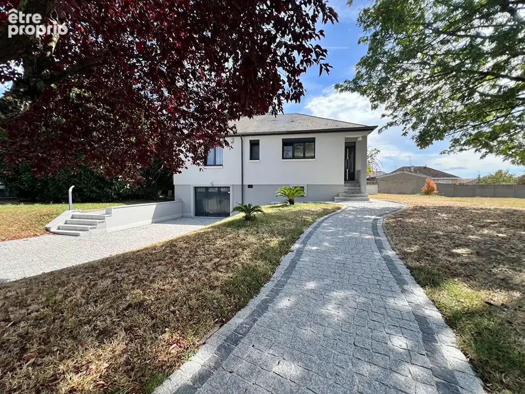 Maison à FLEURY-LES-AUBRAIS